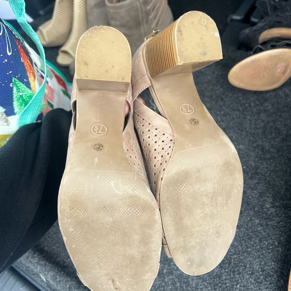 Ana Booties - Picture 3 of 3